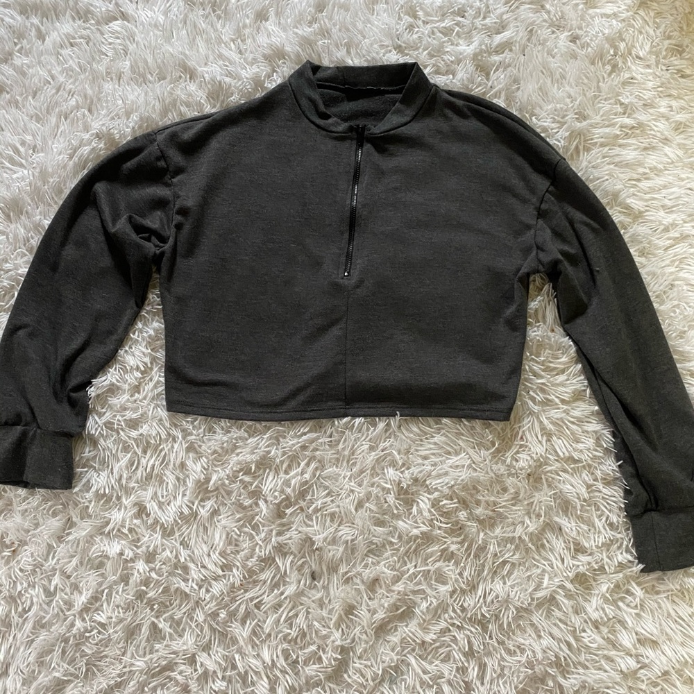 crop top sweatshirt quarter zip